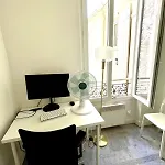 Comfort & Calm Near Arc De Triomphe דירה